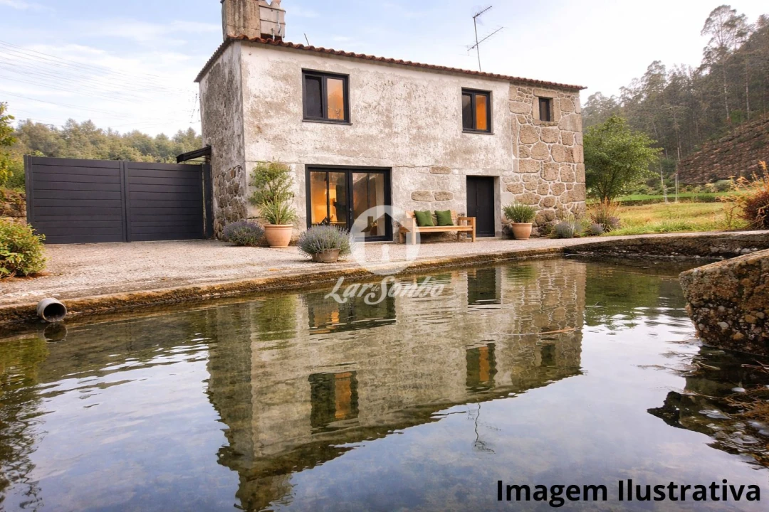 Moradia T2 para Venda em Alvito (São Pedro e São Martinho) e Couto Foto 1