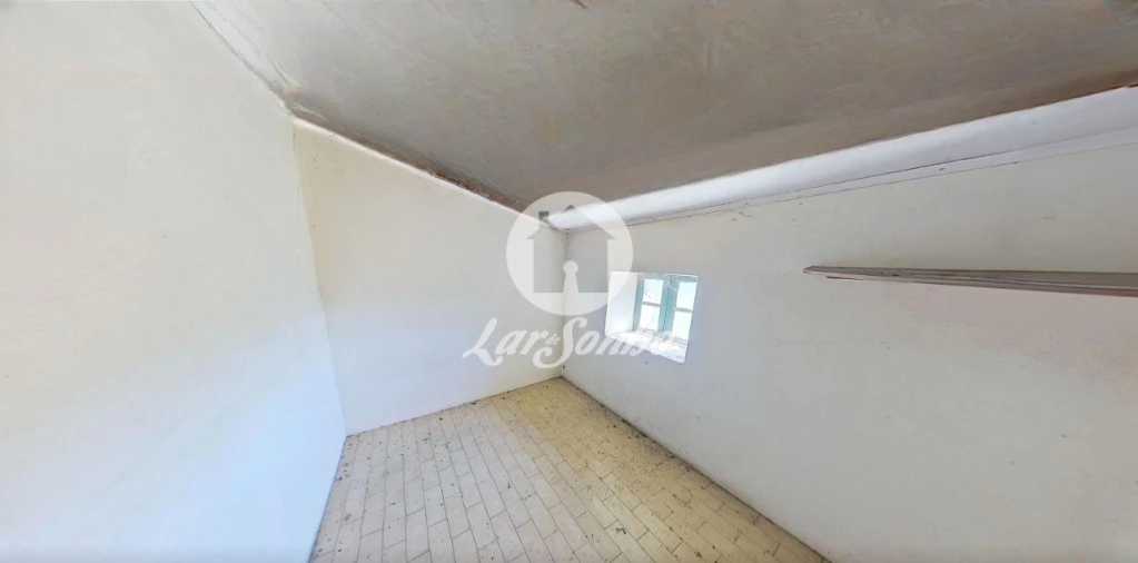 Moradia T2 para Venda em Alvito (São Pedro e São Martinho) e Couto Foto 8