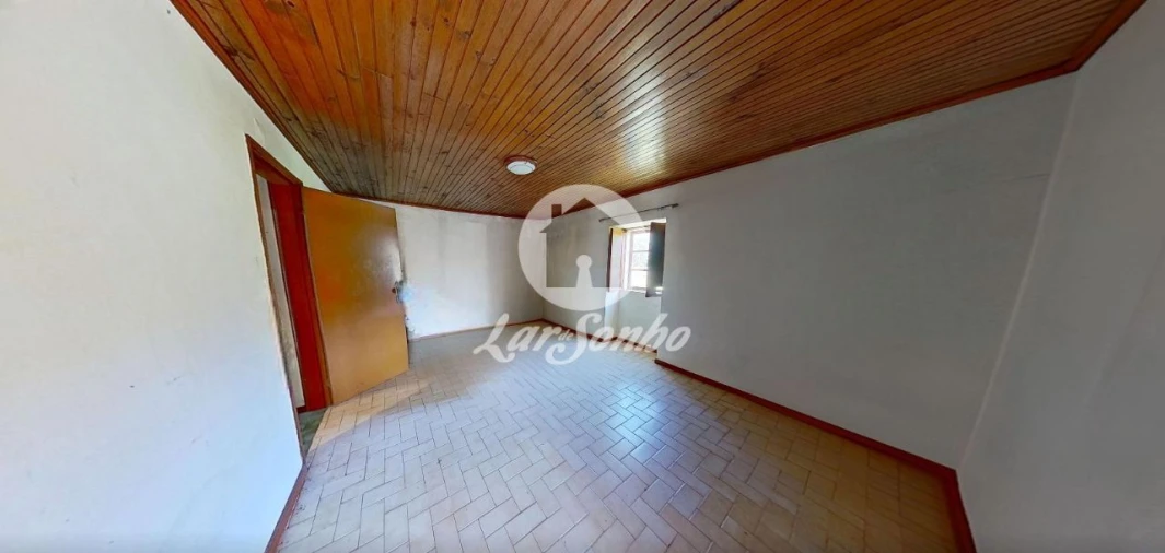 Moradia T2 para Venda em Alvito (São Pedro e São Martinho) e Couto Foto 10