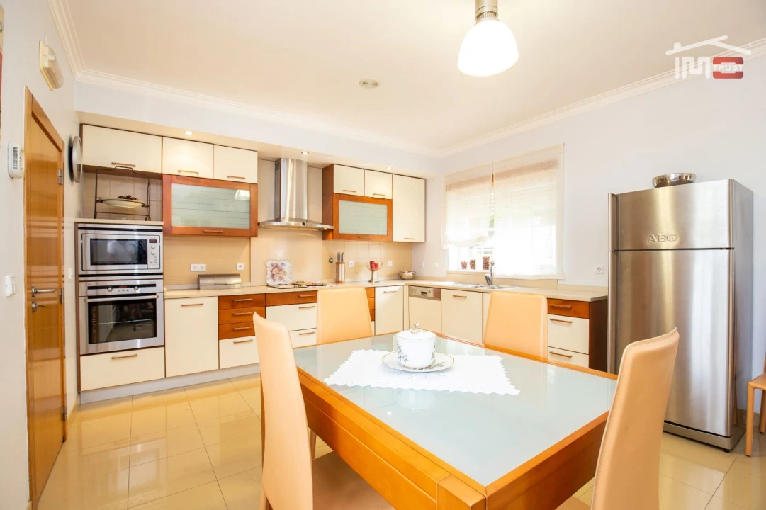 Moradia T5 para Venda em Seiça Foto 19