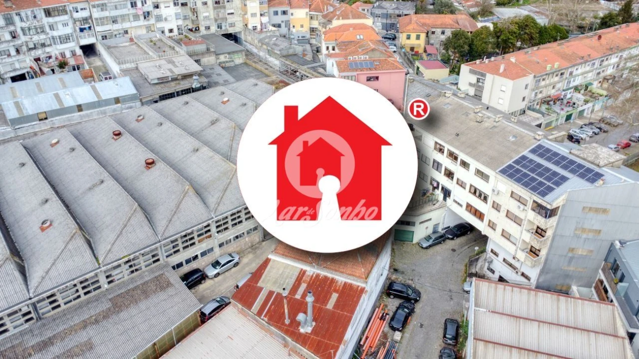 Armazém para Venda em Campanhã Foto 1