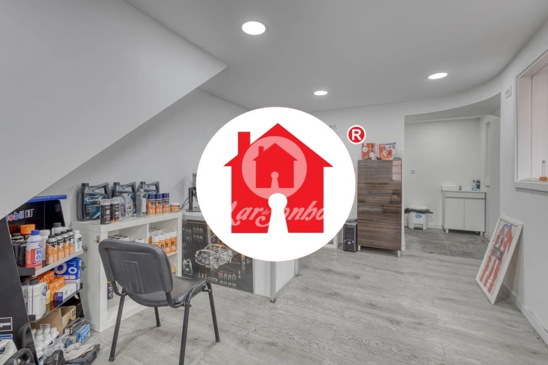 Armazém para Venda em Campanhã Foto 6