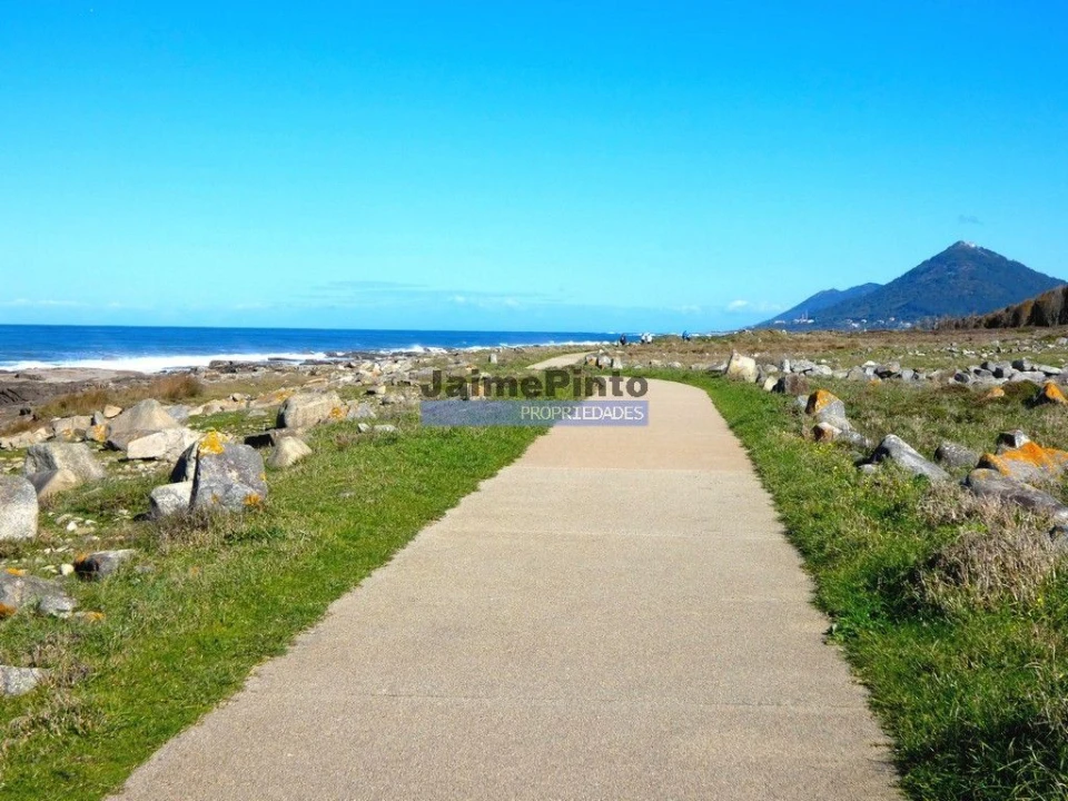 Prédio para Venda em Caminha (Matriz) e Vilarelho Foto 9