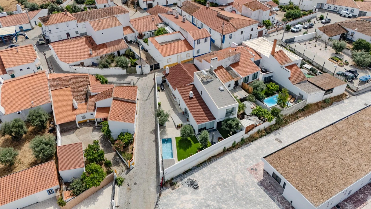 Moradia T4 para Venda em Vale (São Cosme), Telhado e Portela Foto 41