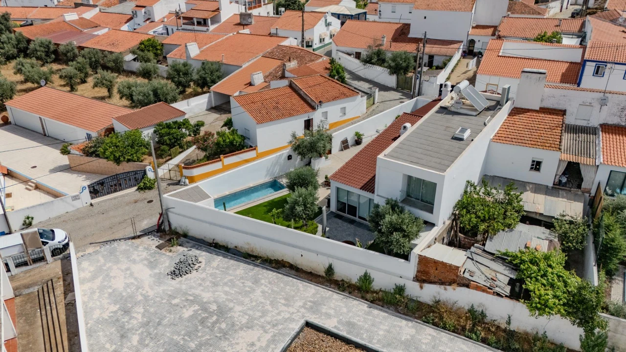 Moradia T4 para Venda em Vale (São Cosme), Telhado e Portela Foto 44