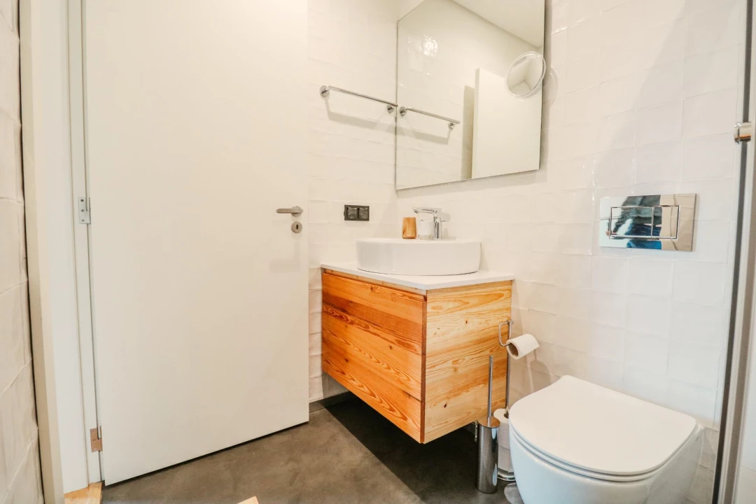 Moradia T4 para Venda em Vale (São Cosme), Telhado e Portela Foto 9