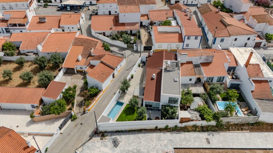 Moradia T4 para Venda em Vale (São Cosme), Telhado e Portela Foto 1