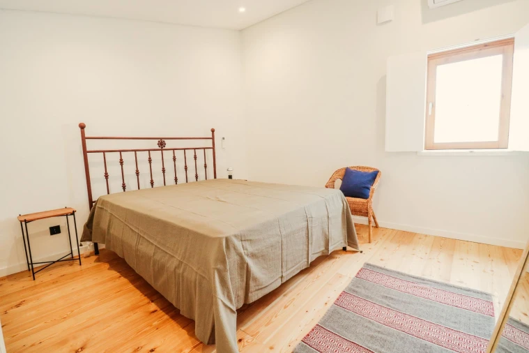 Moradia T4 para Venda em Vale (São Cosme), Telhado e Portela Foto 16