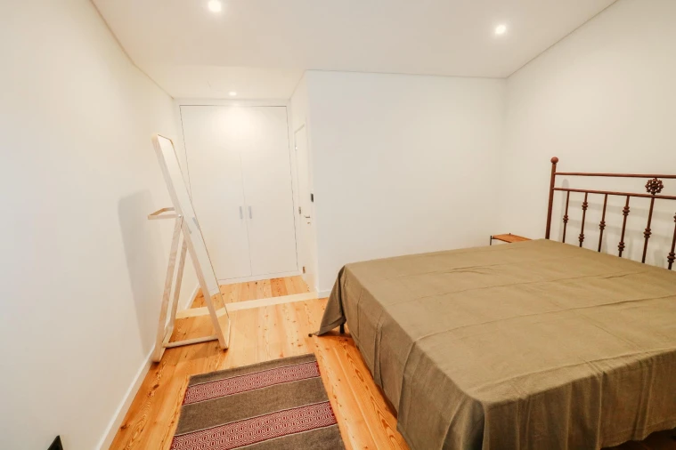 Moradia T4 para Venda em Vale (São Cosme), Telhado e Portela Foto 17