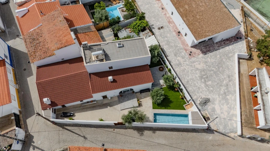 Moradia T4 para Venda em Vale (São Cosme), Telhado e Portela Foto 2