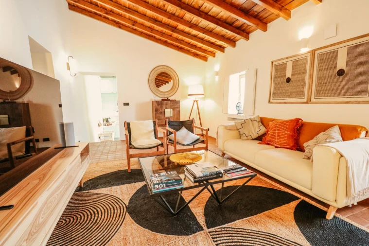 Moradia T4 para Venda em Vale (São Cosme), Telhado e Portela Foto 3