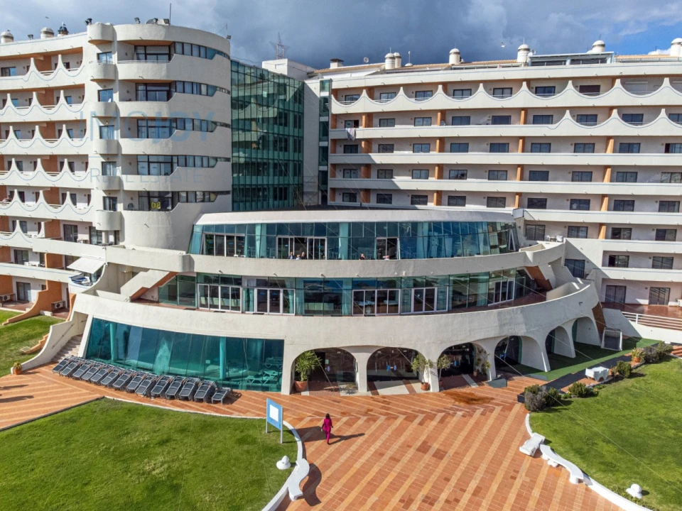 Negócio para Venda em Albufeira e Olhos de Água Foto 44