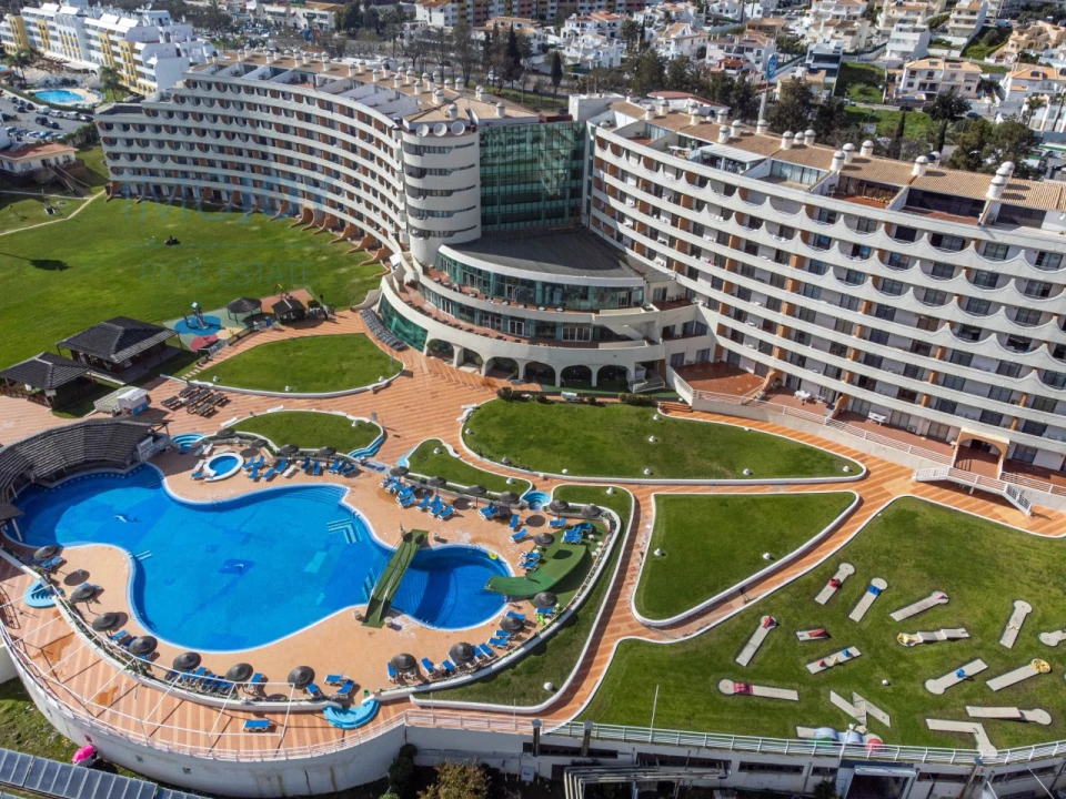 Negócio para Venda em Albufeira e Olhos de Água Foto 47