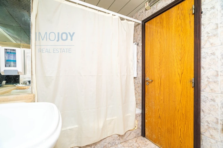 Negócio para Venda em Albufeira e Olhos de Água Foto 17