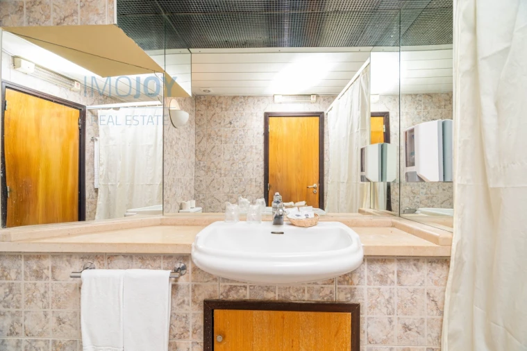 Negócio para Venda em Albufeira e Olhos de Água Foto 18