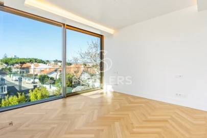 Moradia T3 para Arrendamento em Cascais e Estoril