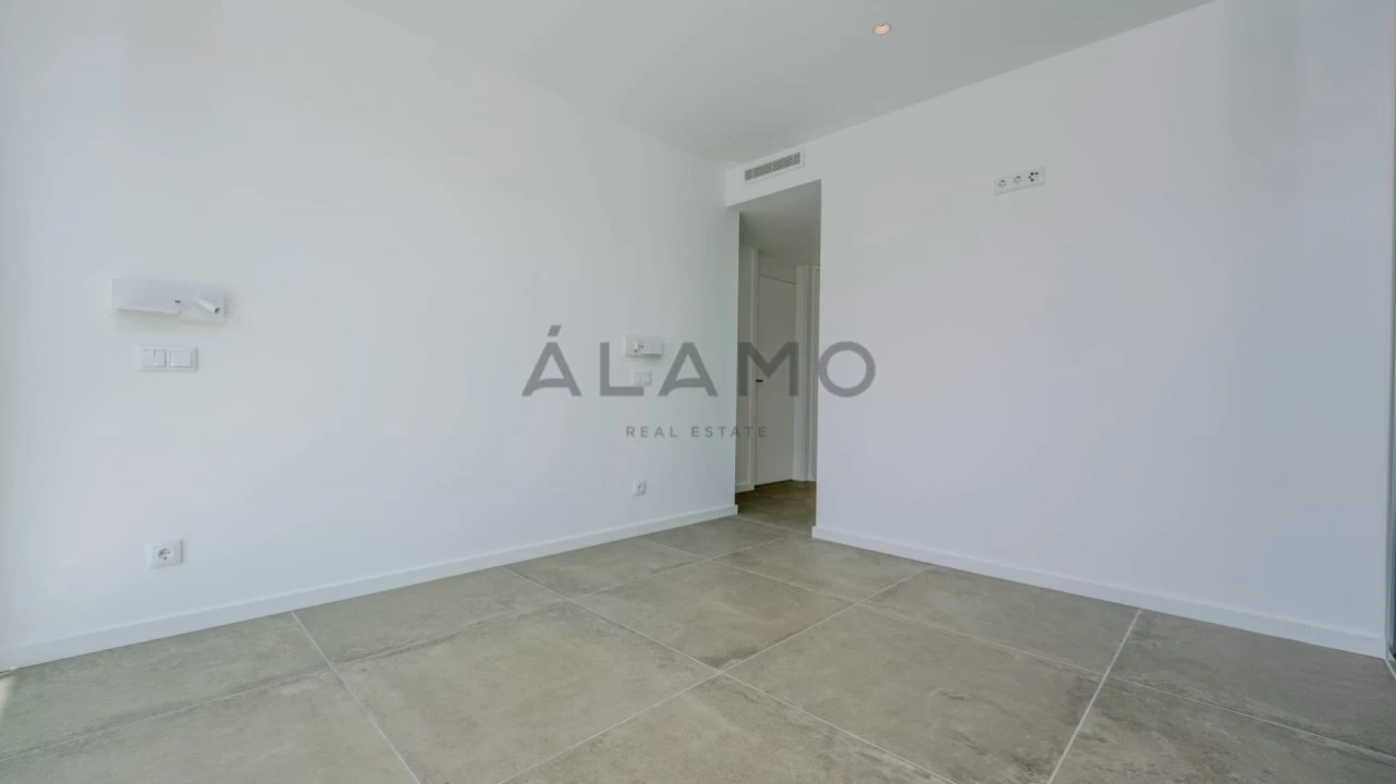 Moradia T3 para Venda em Almancil Foto 17