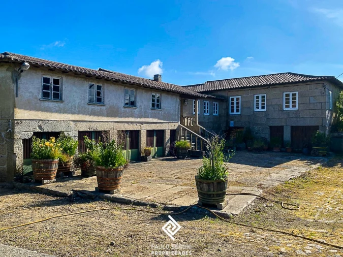 Quinta T4 para Venda em Briteiros São Salvador e Briteiros Santa Leocádia Foto 1