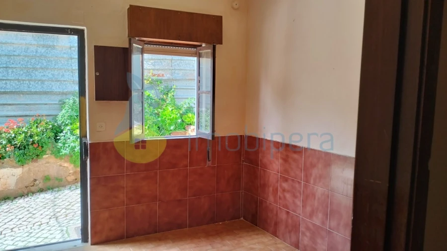 Moradia T2 para Venda em Silves Foto 13