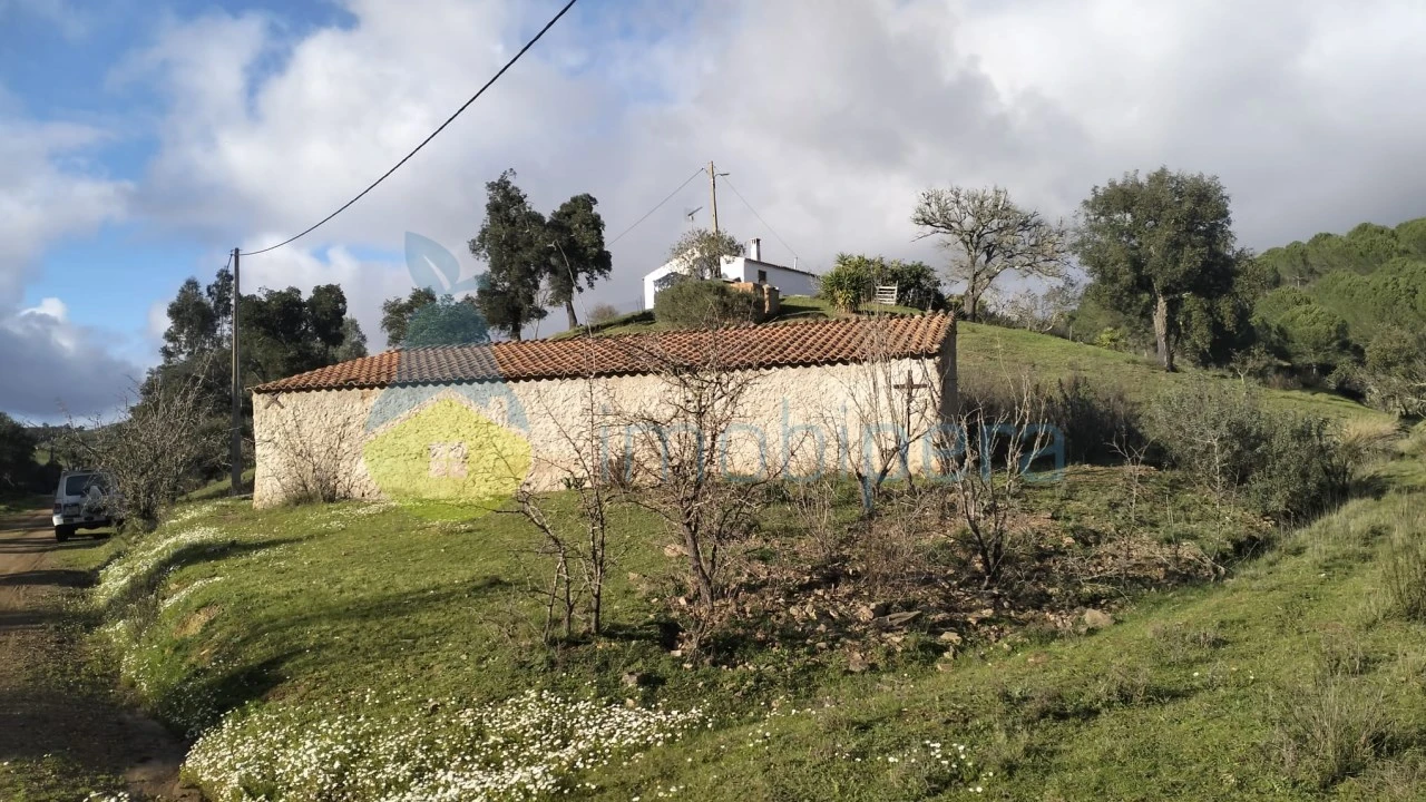 Quinta T3 para Venda em São Marcos da Serra Foto 2