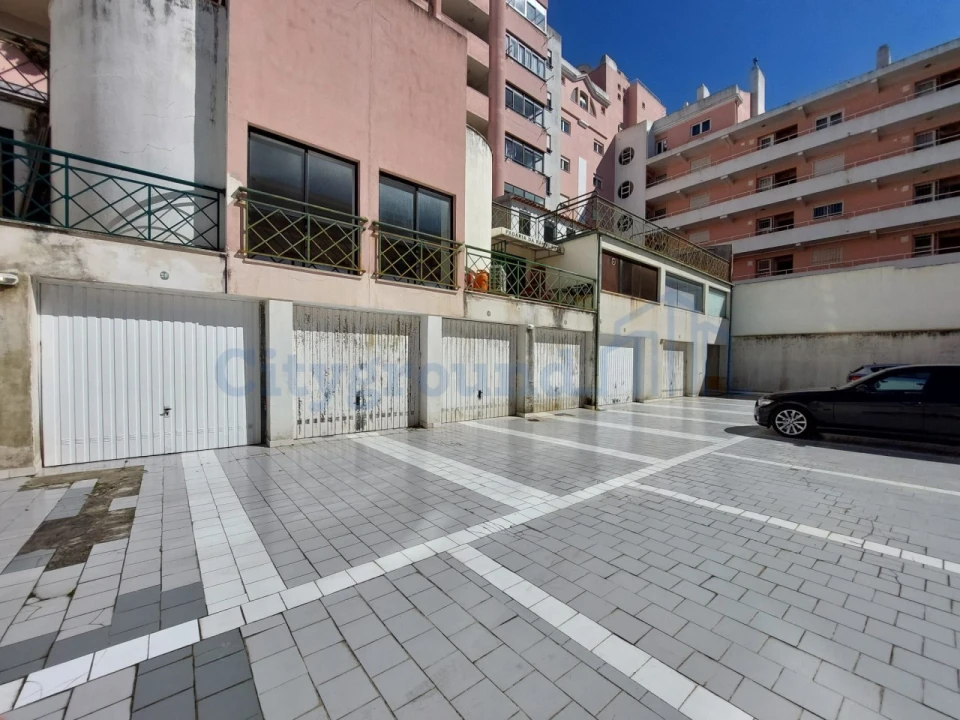 Garagem para Venda em Caldas da Rainha - Santo Onofre e Serra do Bouro Foto 7