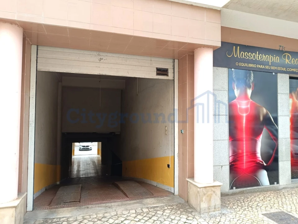 Garagem para Venda em Caldas da Rainha - Santo Onofre e Serra do Bouro Foto 9