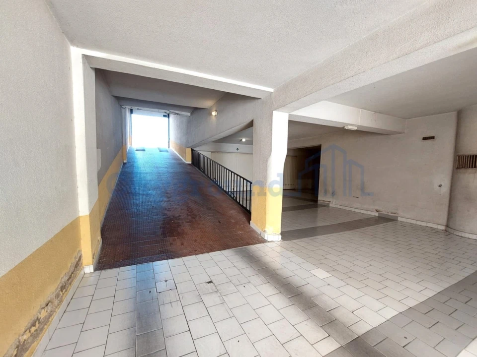 Garagem para Venda em Caldas da Rainha - Santo Onofre e Serra do Bouro Foto 6