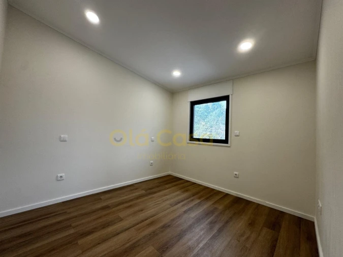 Moradia T2 para Venda em Santa Marinha e São Pedro da Afurada Foto 6