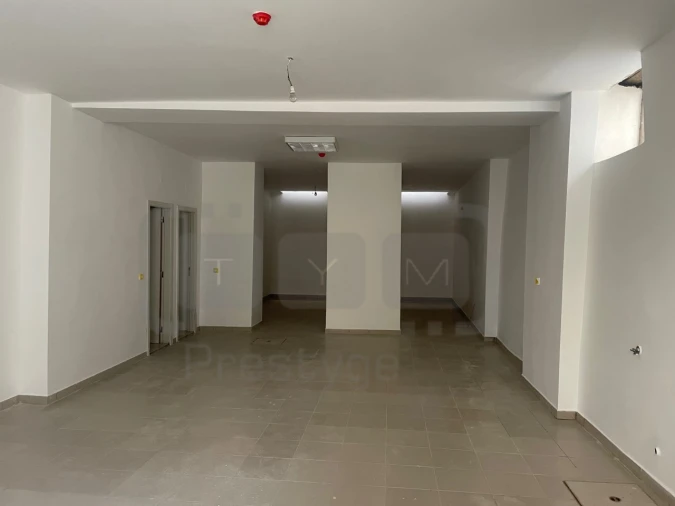 Armazém para Arrendamento em São João Baptista e Santa Maria dos Olivais Foto 6