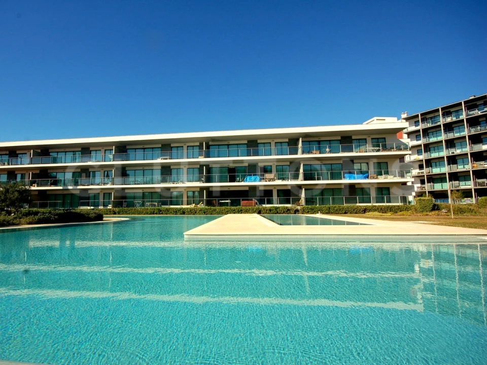Apartamento T2 para Venda em Quarteira Foto 2