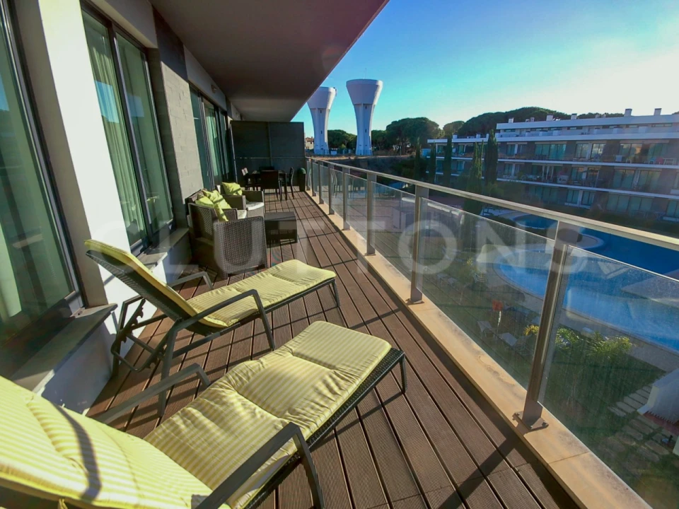 Apartamento T2 para Venda em Quarteira Foto 11