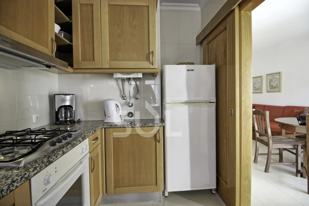 Apartamento T1 para Venda em Quarteira Foto 7