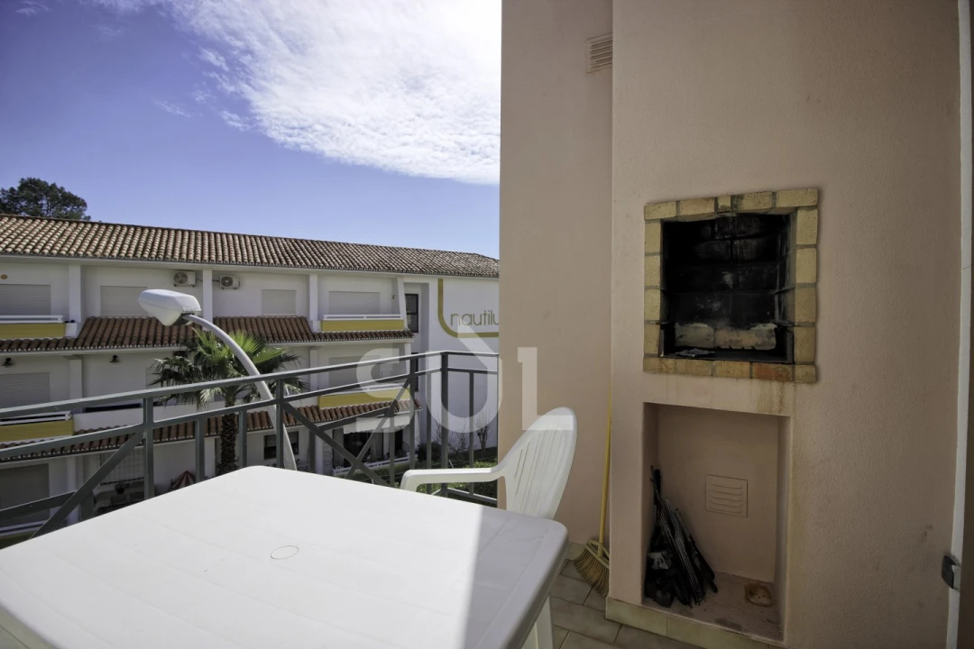 Apartamento T1 para Venda em Quarteira Foto 9