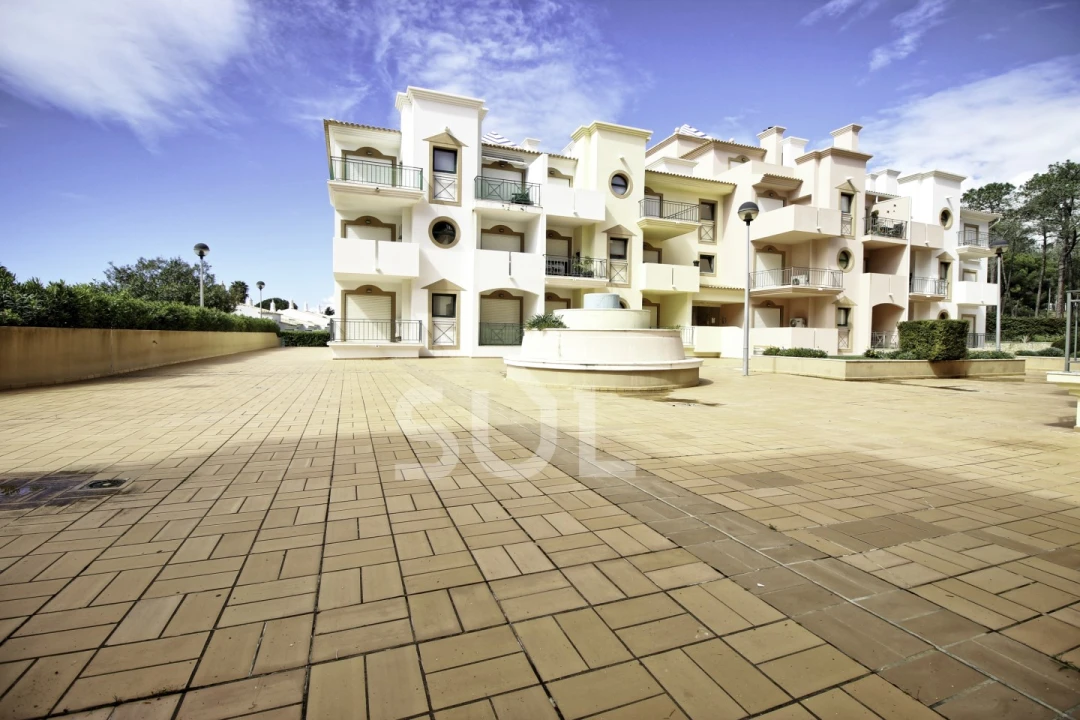 Apartamento T1 para Venda em Quarteira Foto 24