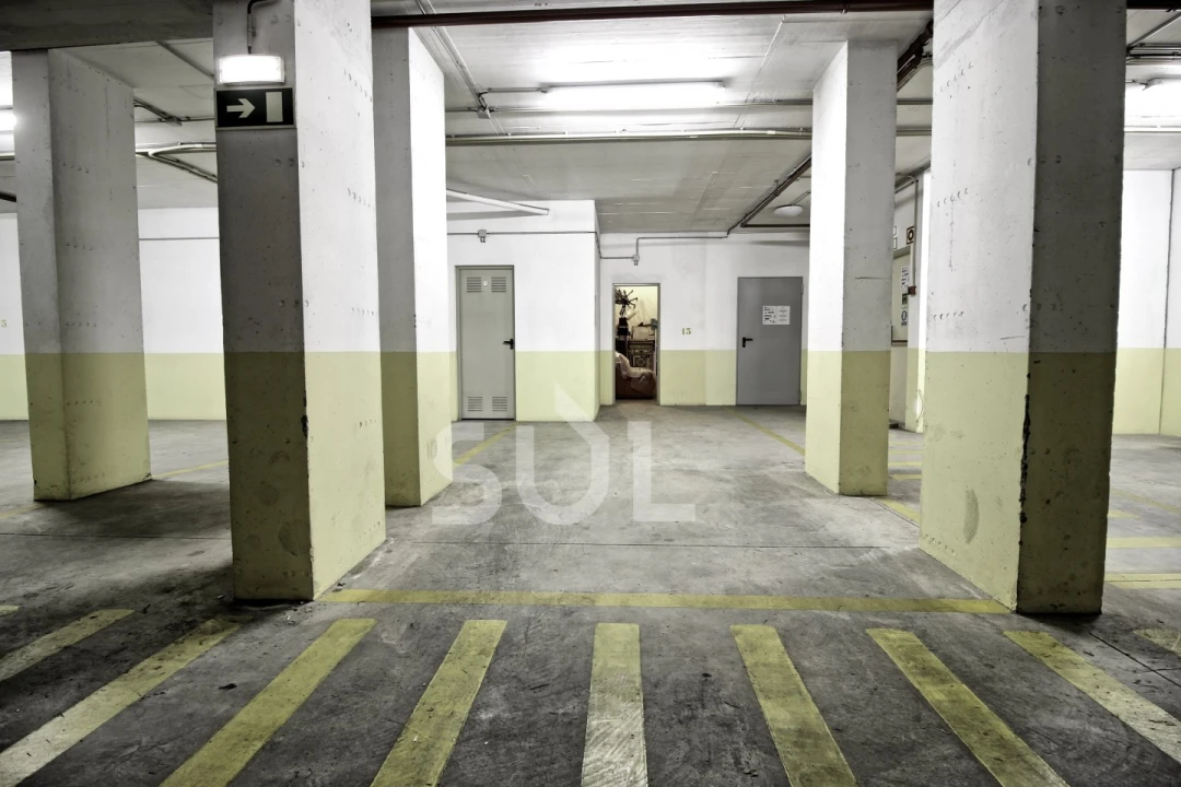 Apartamento T1 para Venda em Quarteira Foto 30