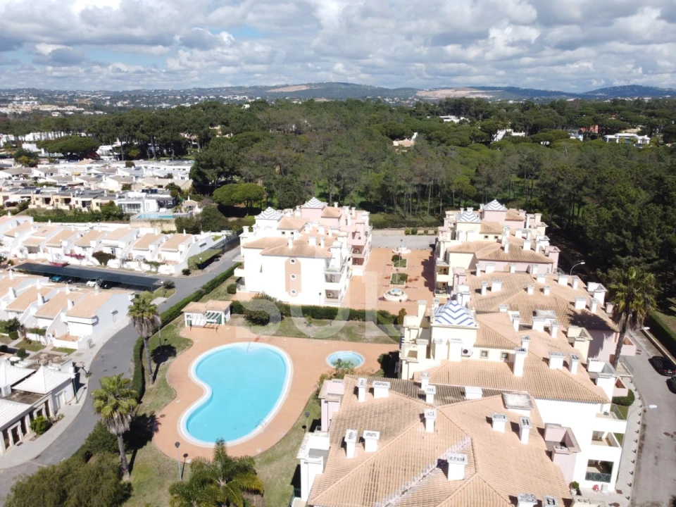 Apartamento T1 para Venda em Quarteira Foto 32