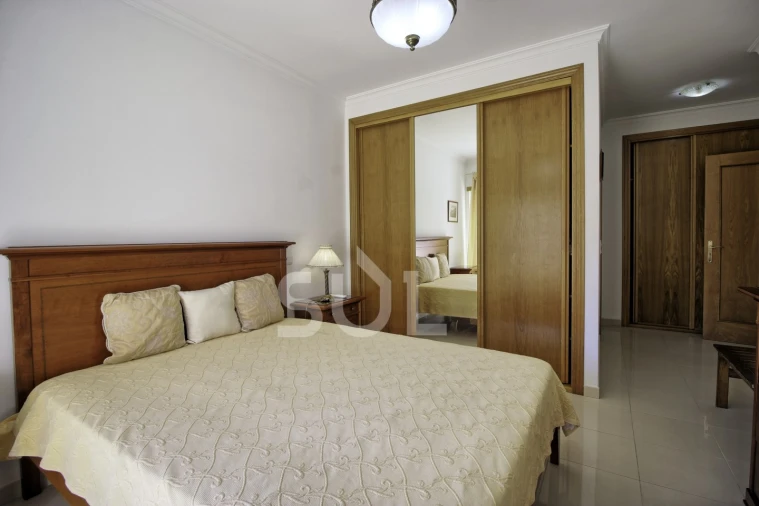 Apartamento T1 para Venda em Quarteira Foto 14