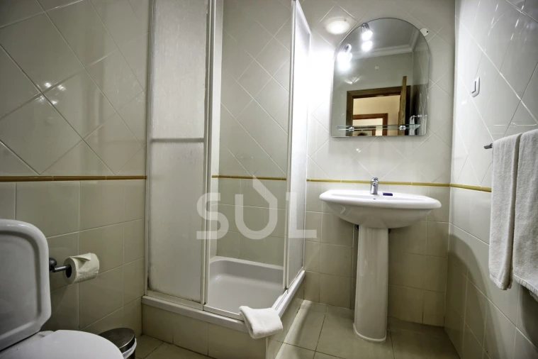 Apartamento T1 para Venda em Quarteira Foto 21