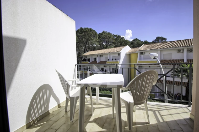 Apartamento T1 para Venda em Quarteira Foto 10