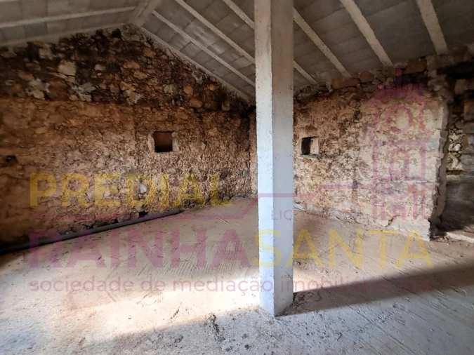 Moradia T2 para Venda em Cumeeira Foto 4