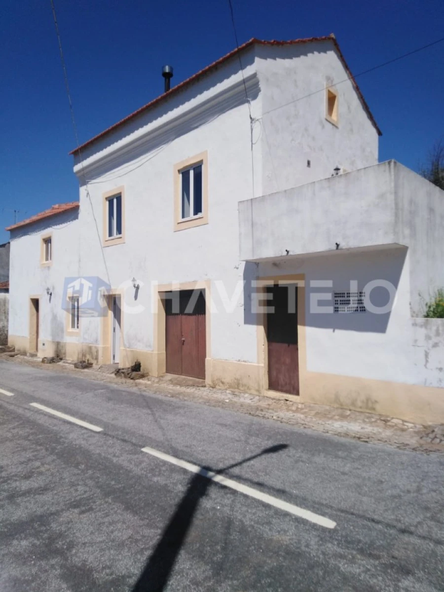 Moradia T2 para Venda em Figueiró dos Vinhos e Bairradas