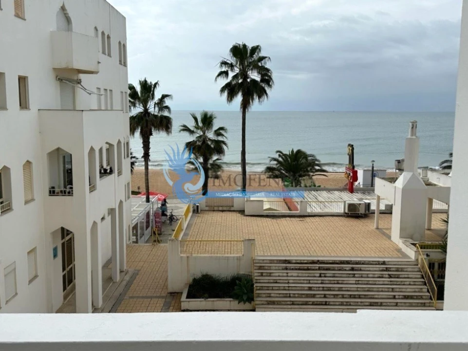 Apartamento T2 para Venda em Quarteira Foto 2