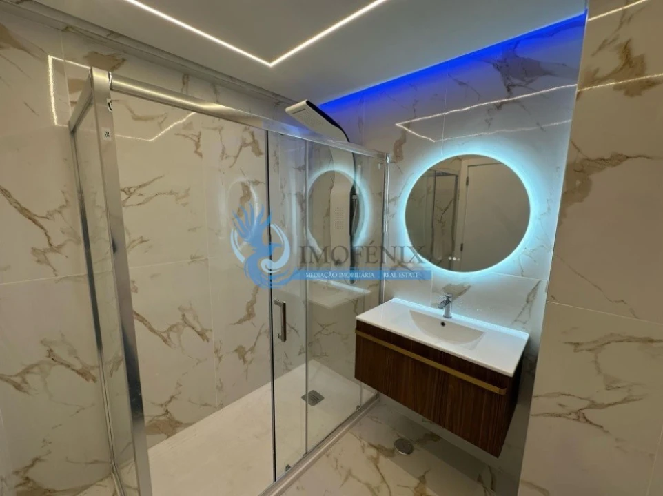 Apartamento T2 para Venda em Quarteira Foto 12