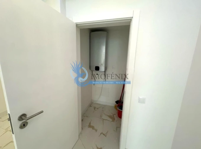 Apartamento T2 para Venda em Quarteira Foto 14