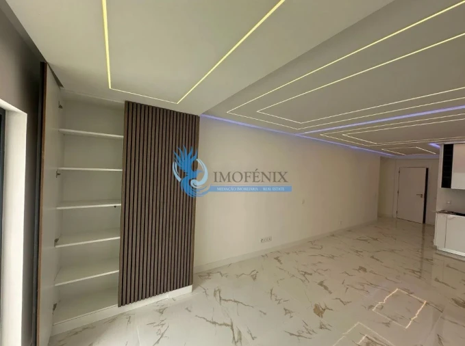 Apartamento T2 para Venda em Quarteira Foto 6