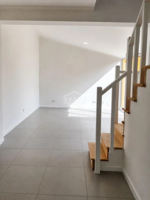 Moradia T3 para Venda em Funchal (Santa Luzia)