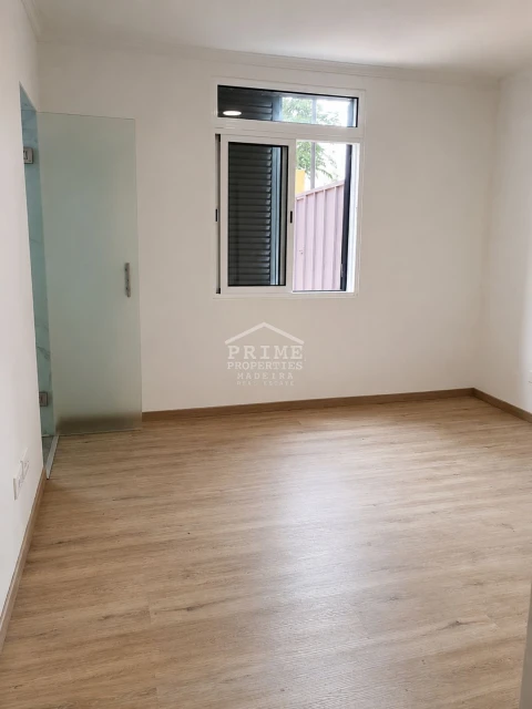 Moradia T3 para Venda em Funchal (Santa Luzia)