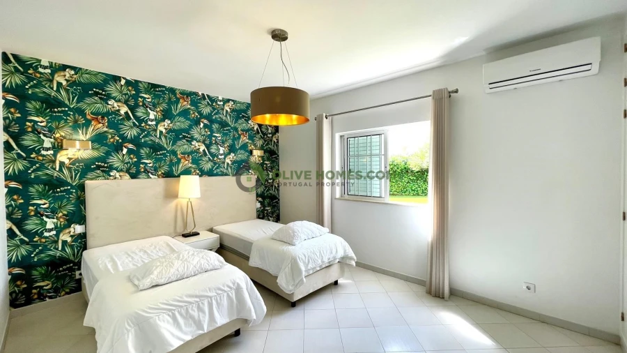 Moradia T7 para Venda em Albufeira e Olhos de Água Foto 15