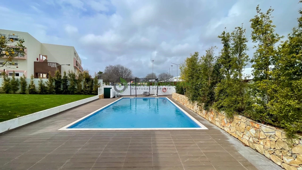 Moradia T7 para Venda em Albufeira e Olhos de Água Foto 1