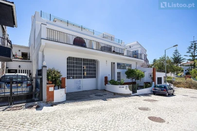 Moradia T5 para Venda em Caparica e Trafaria